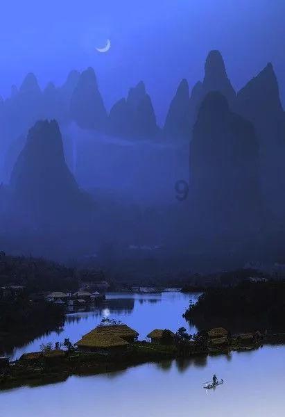 你是第一!维尼修斯评论C罗发布获奖照片的ins
